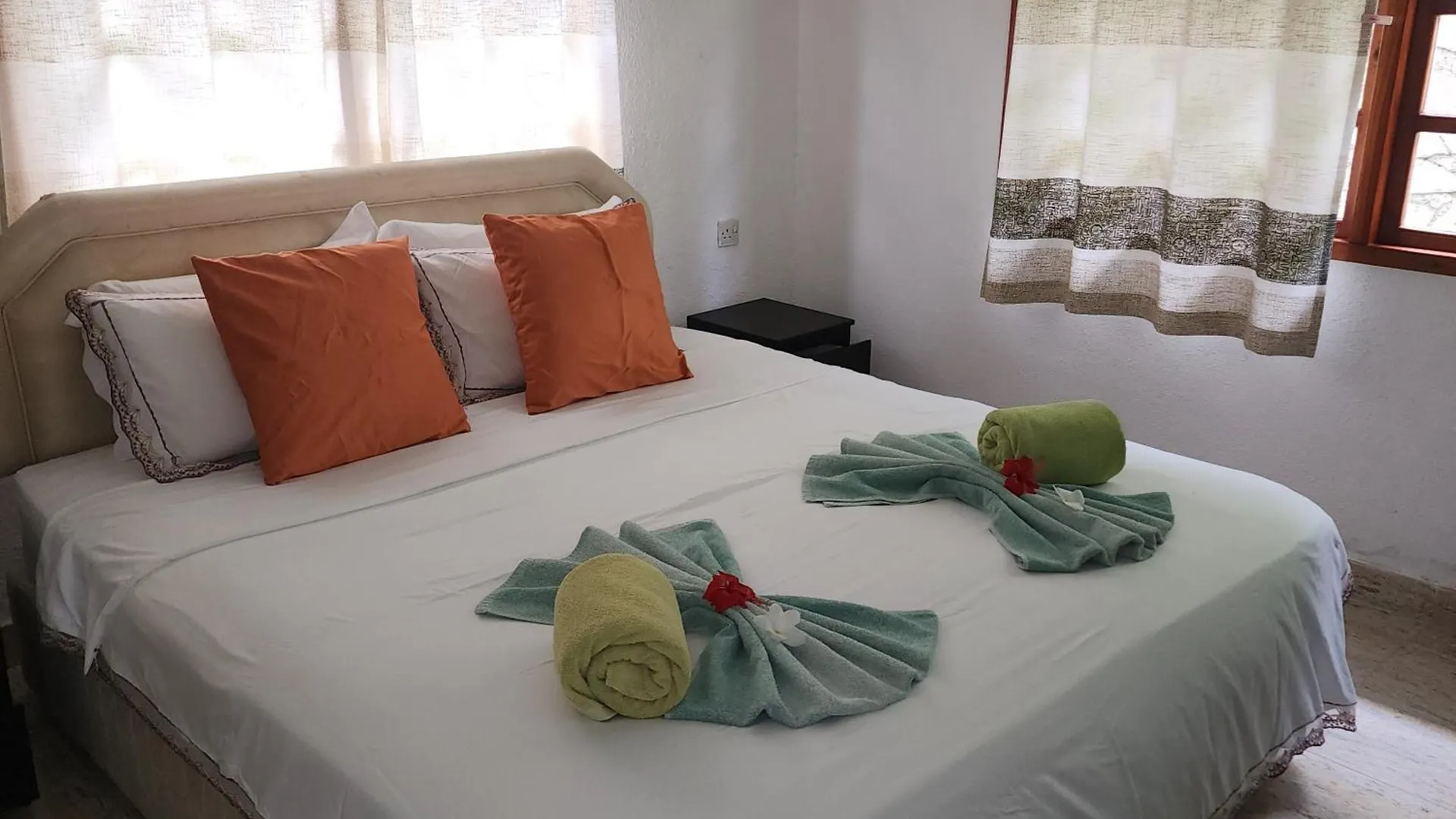 Chalets Des Vacances Takamaka 2*,  Seychelles