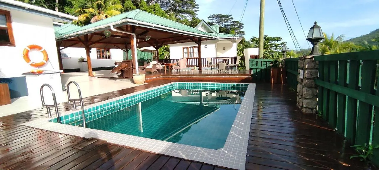 Chalets Des Vacances Takamaka