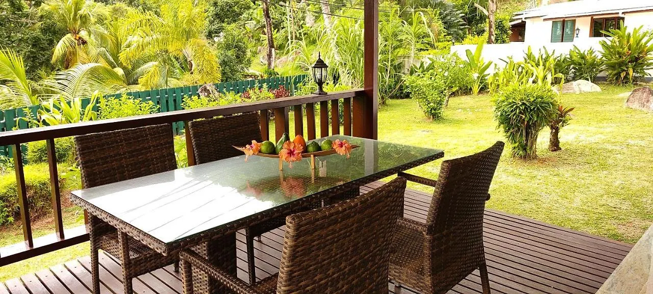 Chalets Des Vacances Takamaka 2*,